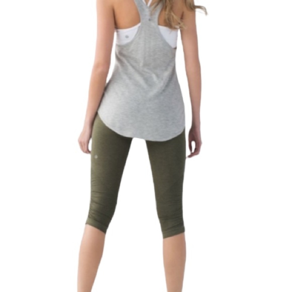 Lululemon “In the Flow” Green Cropped Yoga Leggings - Women’s Size 6